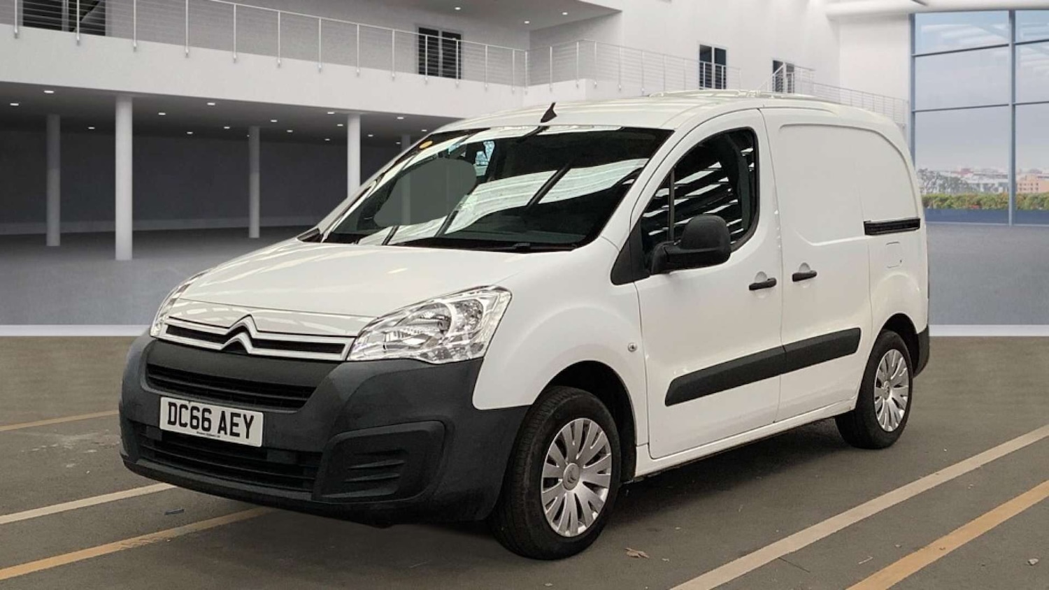 Used Citroen Berlingo 2016 for sale - 77797402: Photo 2