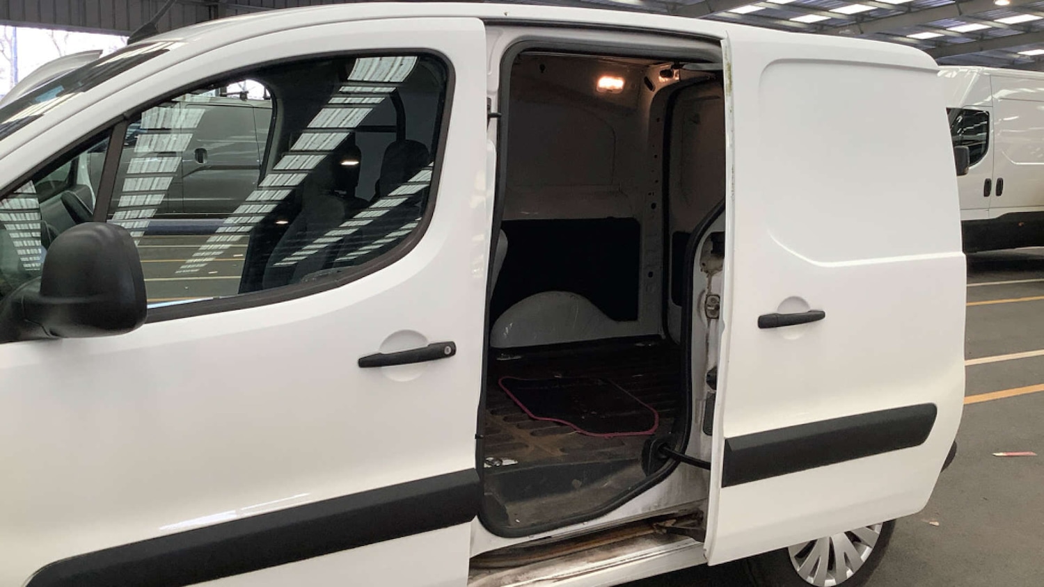 Used Citroen Berlingo 2016 for sale - 77797402: Photo 9