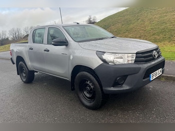 Used Toyota Hilux 2018 for sale - 76663717: Photo