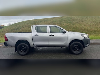 Used Toyota Hilux 2018 for sale - 76663717: Photo