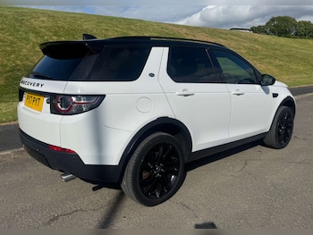Used Land Rover Discovery Sport 2017 for sale - 78646253: Photo