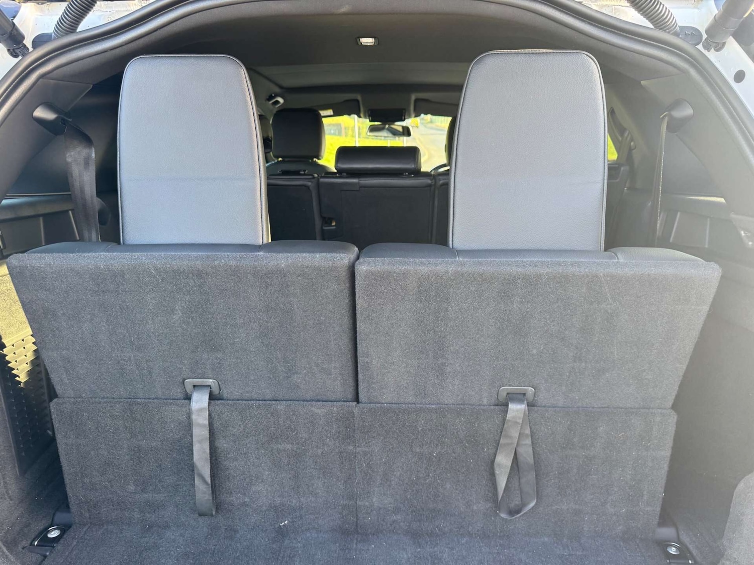 Used Land Rover Discovery Sport 2017 for sale - 76968506: Photo 10