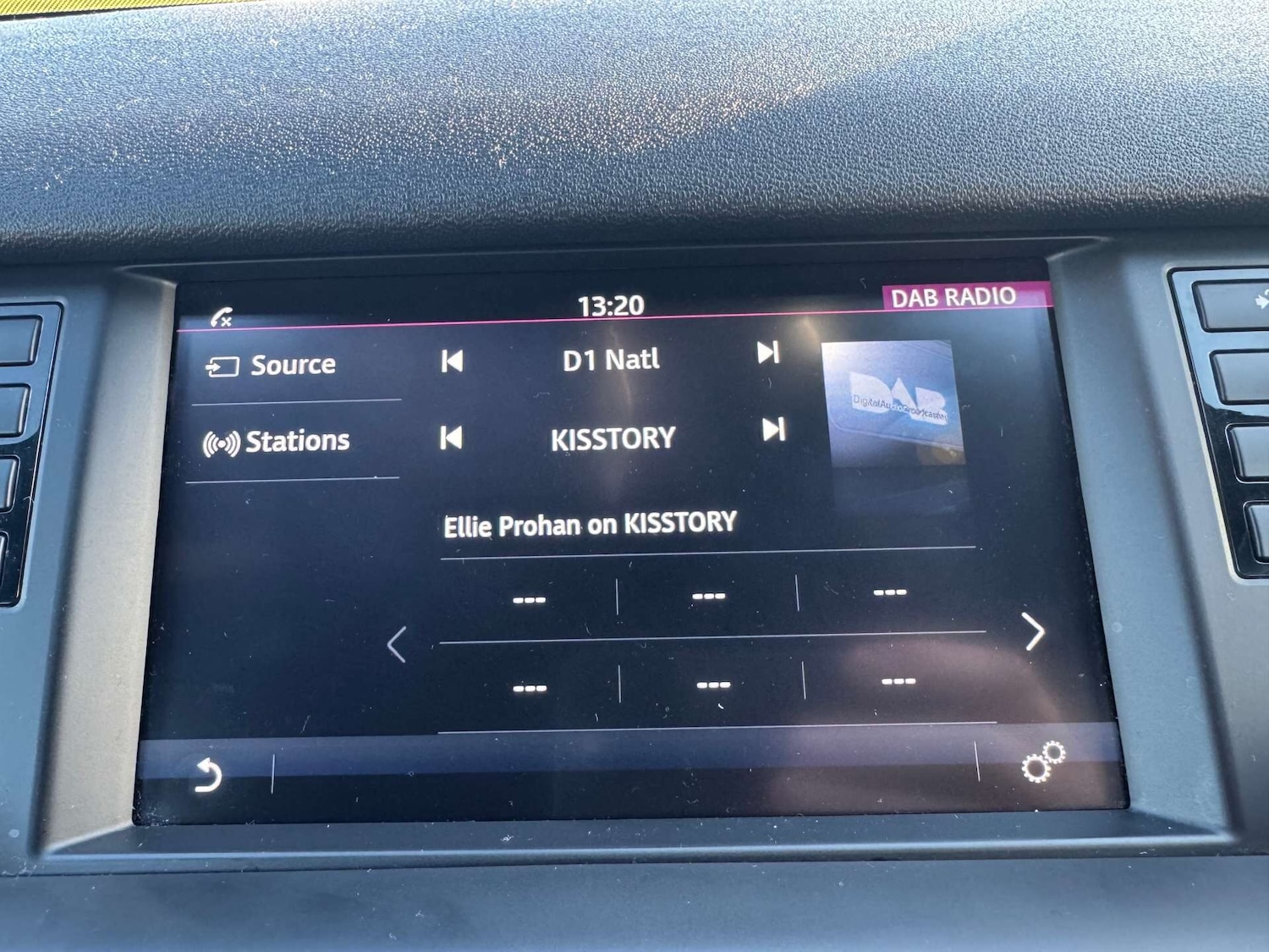 Used Land Rover Discovery Sport 2017 for sale - 76968506: Photo 16