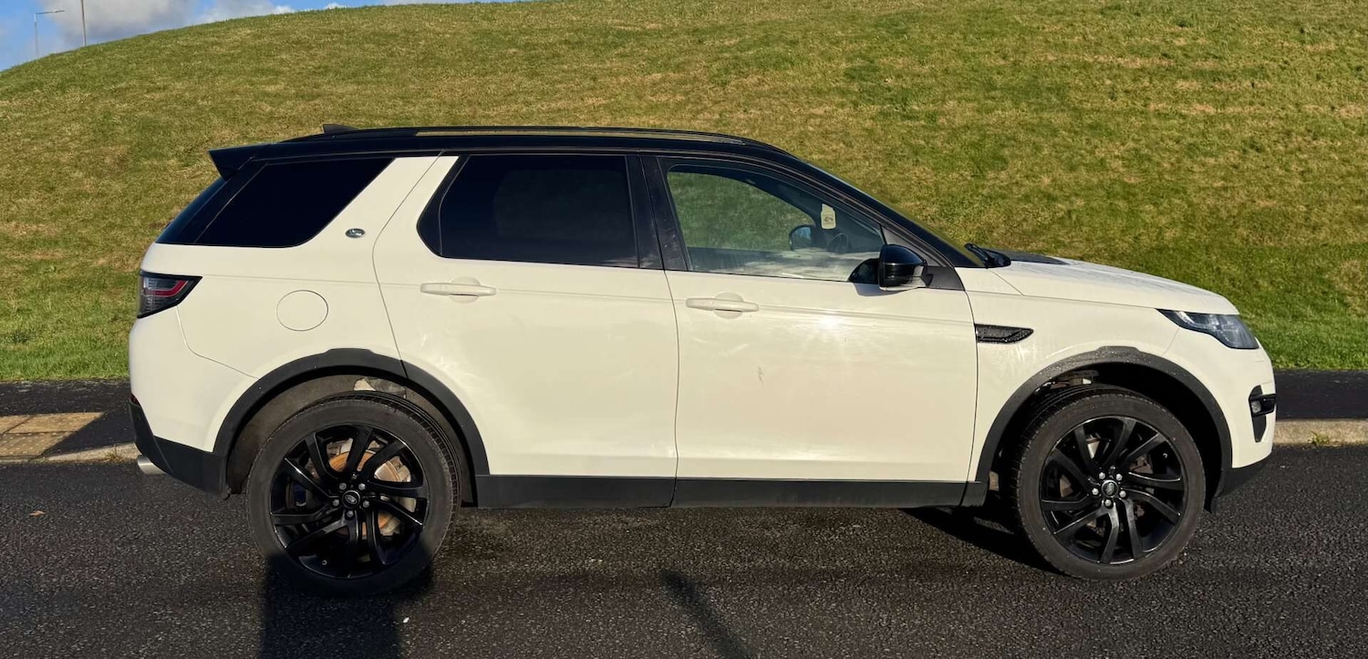 Used Land Rover Discovery Sport 2017 for sale - 76968506: Photo 3