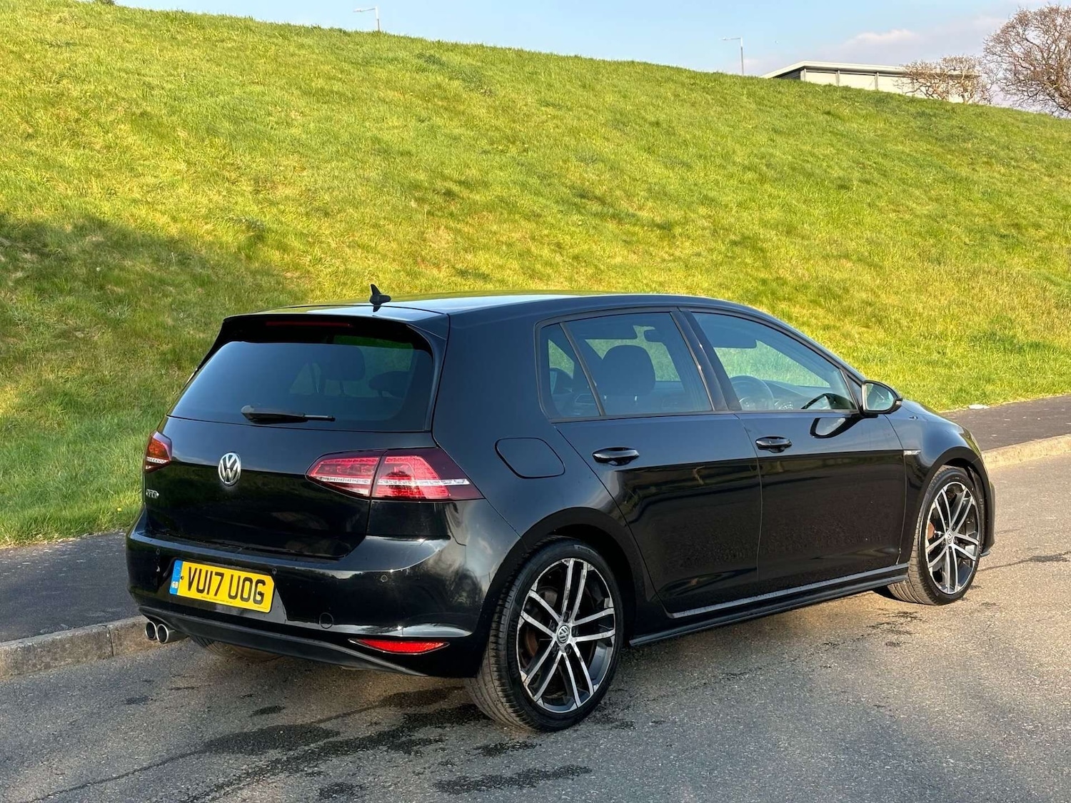 Used Volkswagen Golf 2017 for sale - 76734657: Photo 5