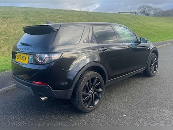 Used Land Rover Discovery Sport 2017 for sale - 77003573: Photo
