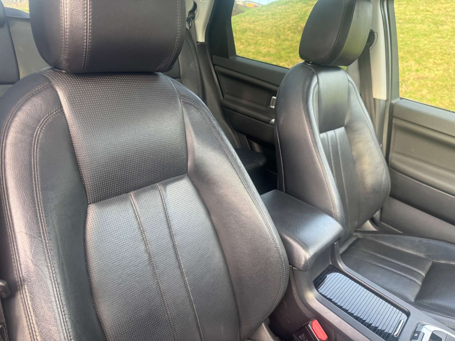 Used Land Rover Discovery Sport 2017 for sale - 77003573: Photo 8