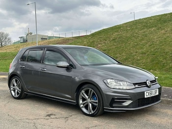 Used Volkswagen Golf 2018 for sale - 77760750: Photo