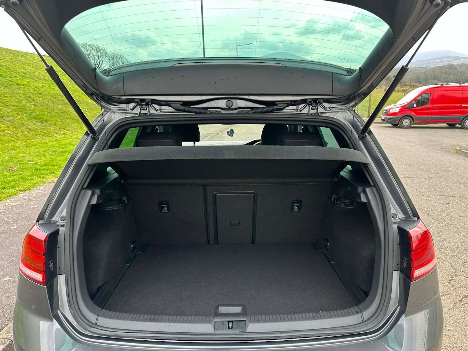 Used Volkswagen Golf 2018 for sale - 77760750: Photo 20