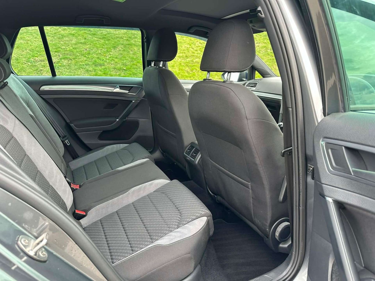 Used Volkswagen Golf 2018 for sale - 77760750: Photo 23