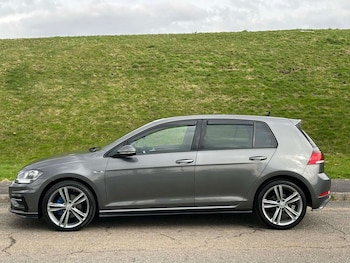 Used Volkswagen Golf 2018 for sale - 77760750: Photo