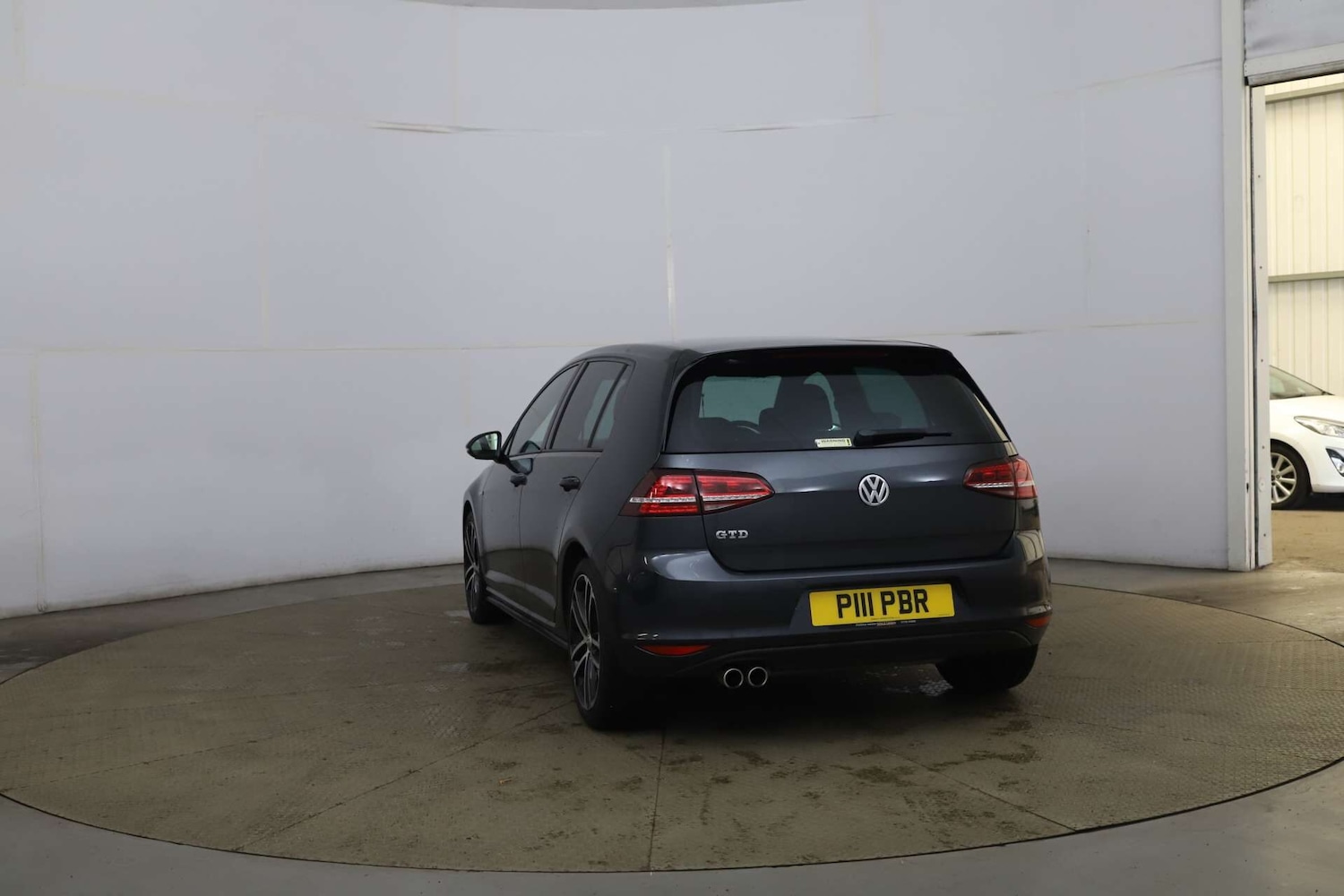 Used Volkswagen Golf 2014 for sale - 76205829: Photo 4
