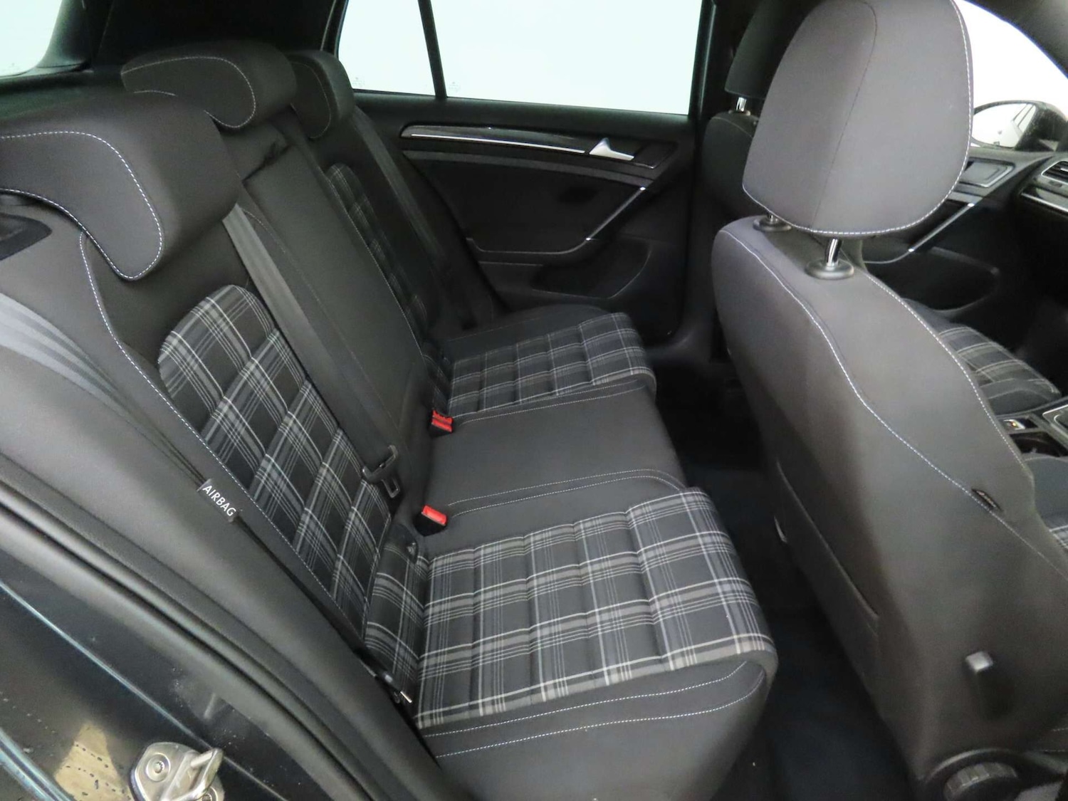 Used Volkswagen Golf 2014 for sale - 76205829: Photo 8