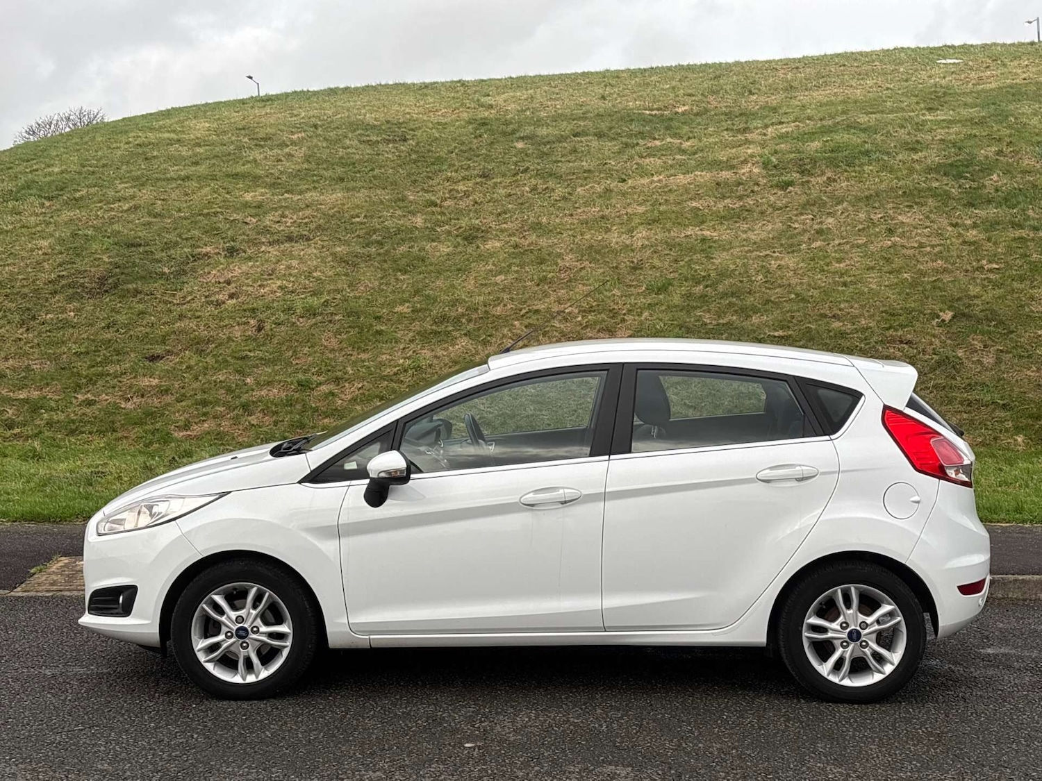 Used Ford Fiesta 2014 for sale - 76879541: Photo 7