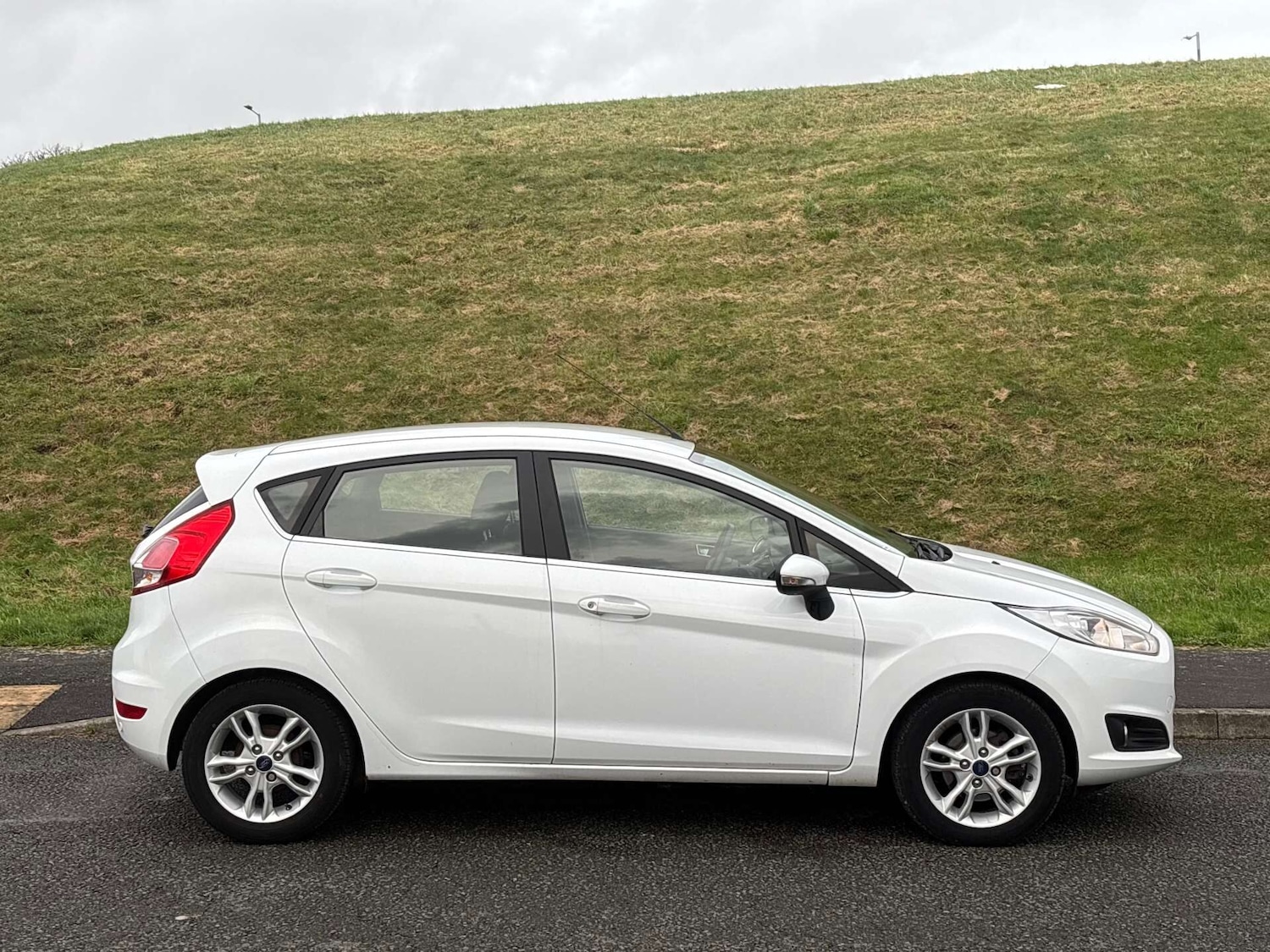 Used Ford Fiesta 2014 for sale - 76879541: Photo 9