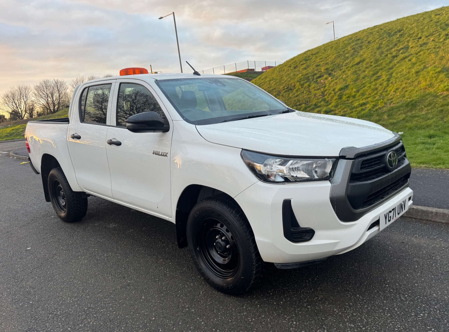 Used Toyota Hilux 2021 for sale - 78053180: Photo 1