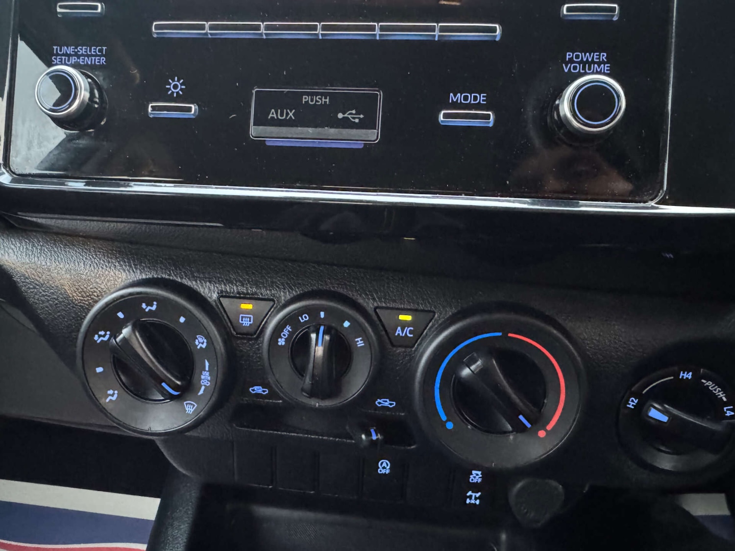 Used Toyota Hilux 2021 for sale - 78053180: Photo 11