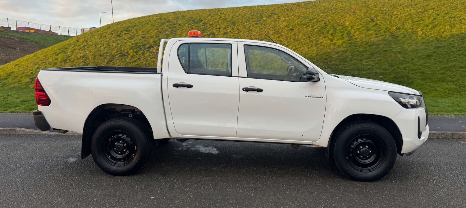 Used Toyota Hilux 2021 for sale - 78053180: Photo 3