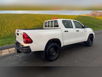 Used Toyota Hilux 2021 for sale - 78053180: Photo