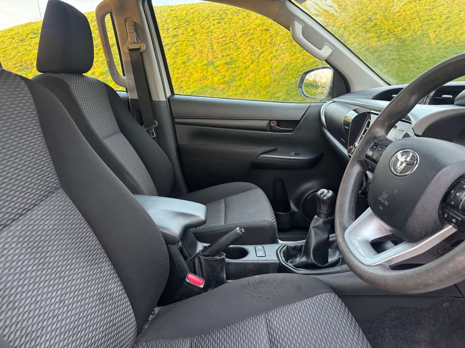 Used Toyota Hilux 2021 for sale - 78053180: Photo 5