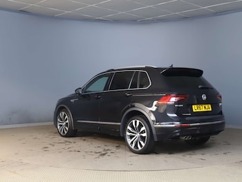 Used Volkswagen Tiguan 2017 for sale - 78236398: Photo