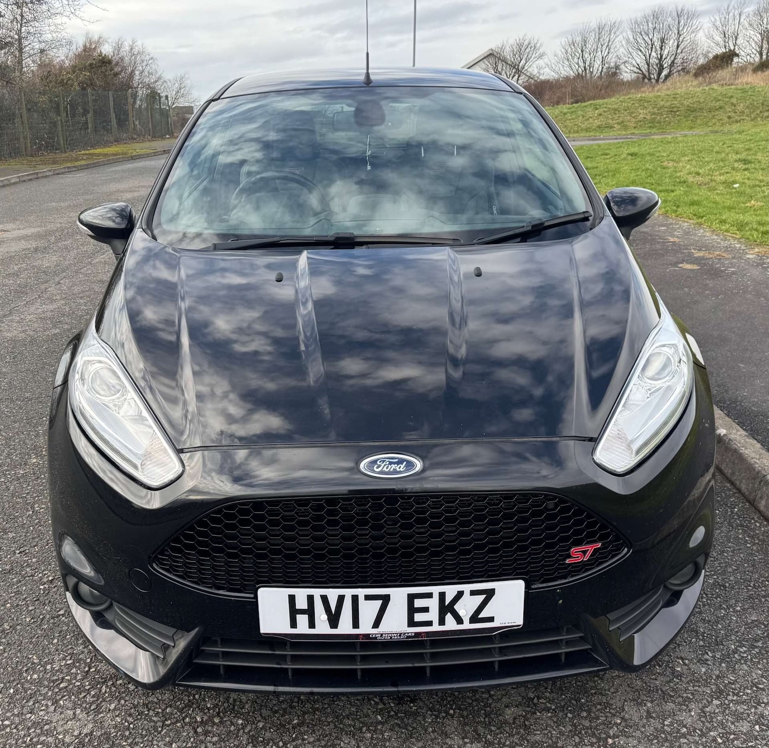 Used Ford Fiesta 2017 for sale - 77493842: Photo 2