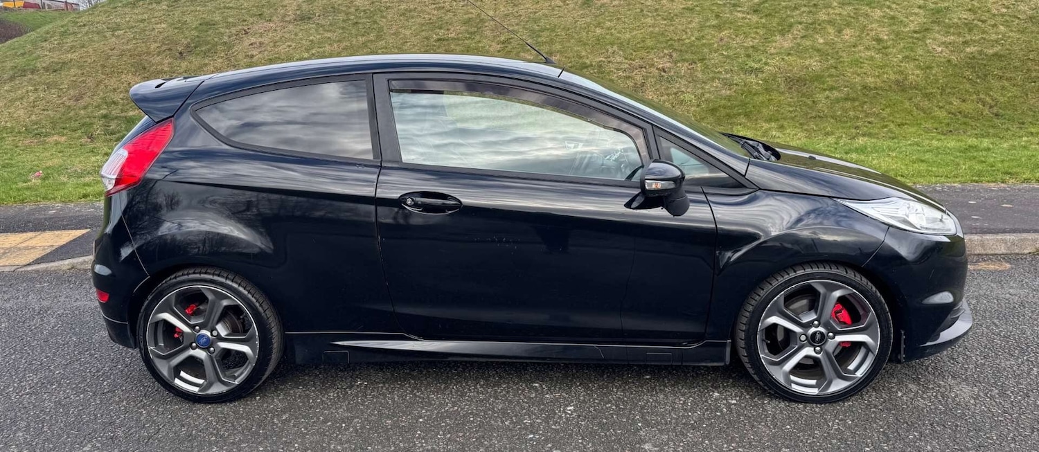 Used Ford Fiesta 2017 for sale - 77493842: Photo 3