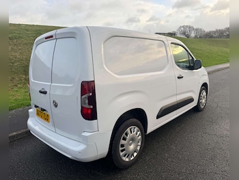 Used Vauxhall Combo 2022 for sale - 76853917: Photo