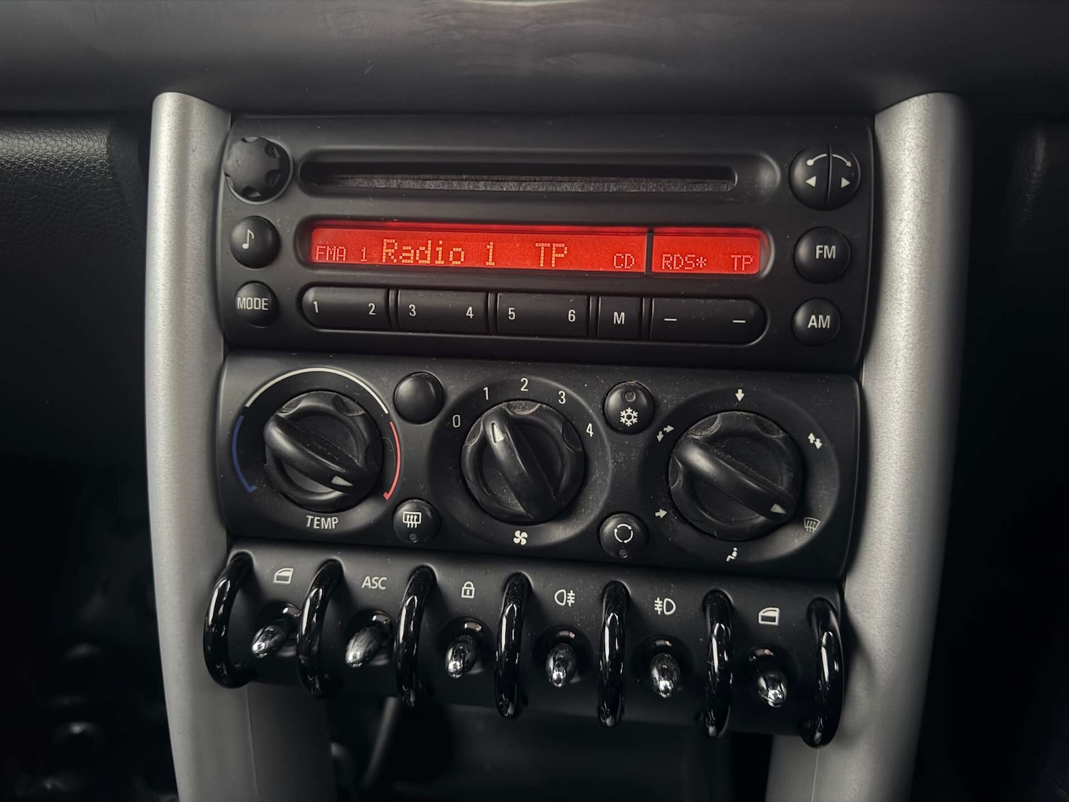 Used MINI Hatch 2005 for sale - 77152759: Photo 13