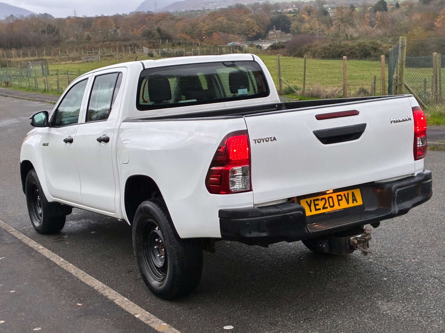 Used Toyota Hilux 2020 for sale - 76481216: Photo 5