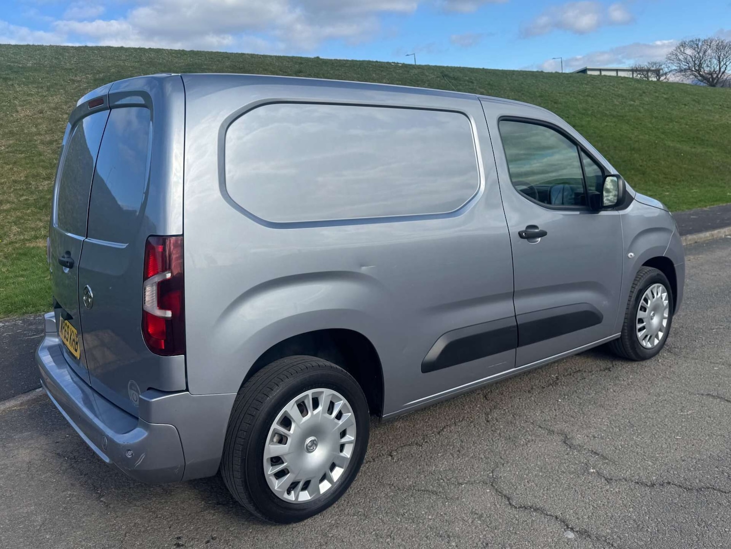 Used Vauxhall Combo 2019 for sale - 77490798: Photo 4