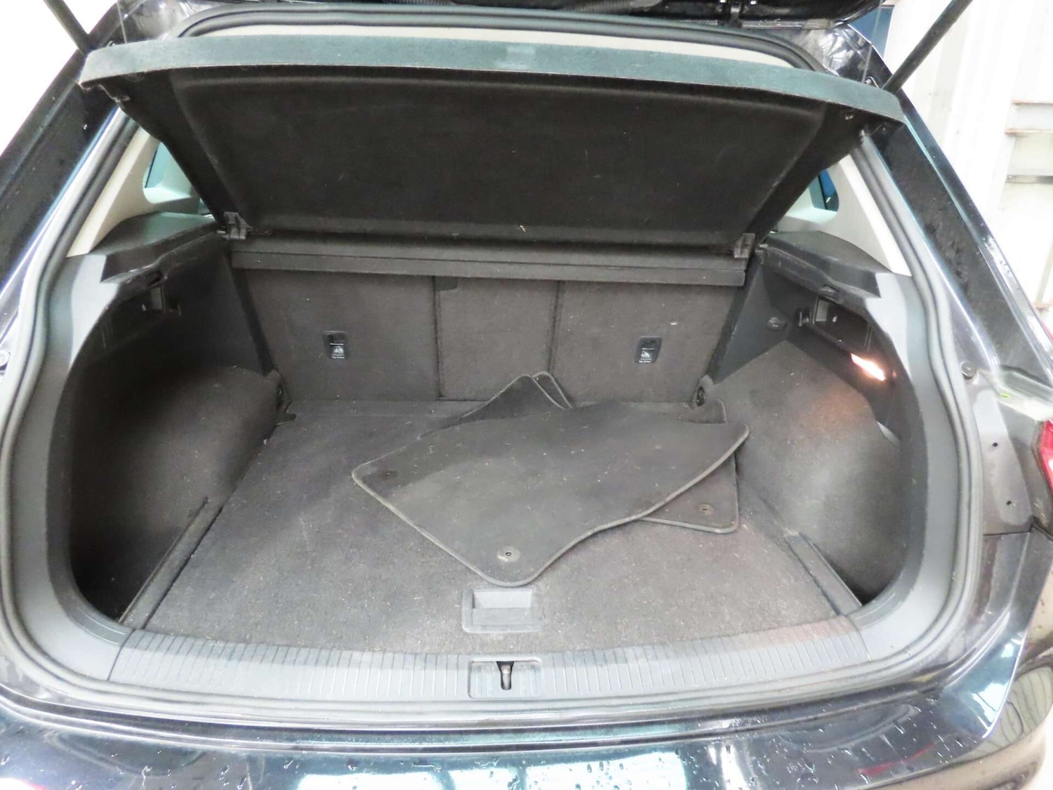 Used Volkswagen Tiguan 2017 for sale - 78141019: Photo 11