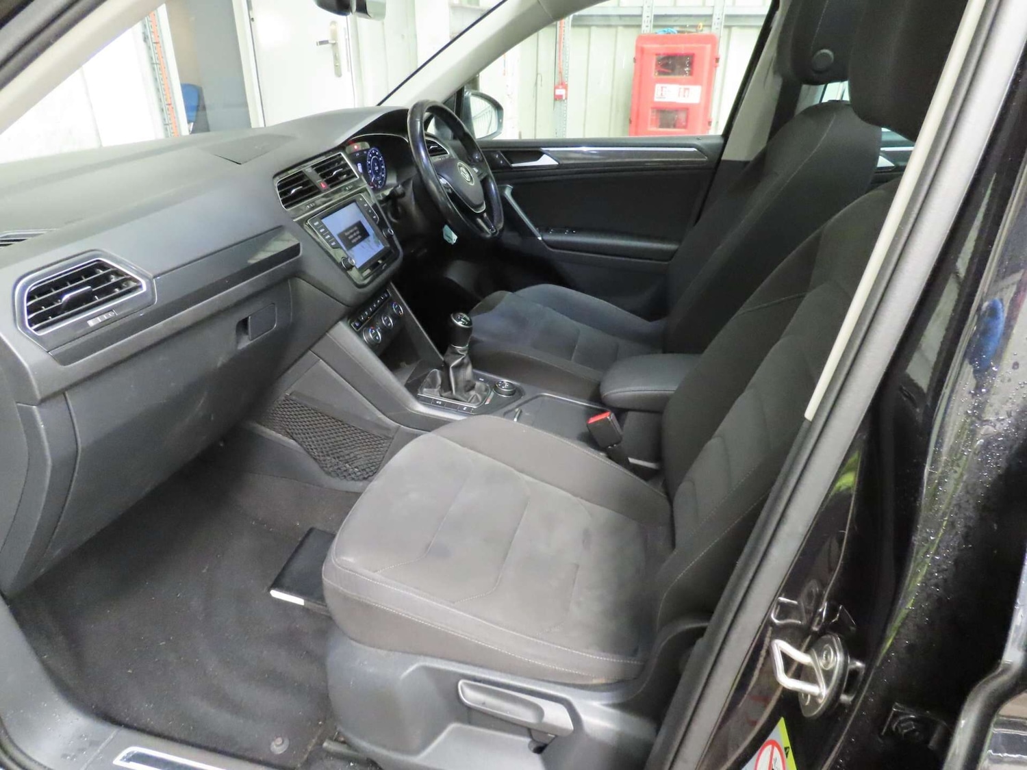 Used Volkswagen Tiguan 2017 for sale - 78141019: Photo 8