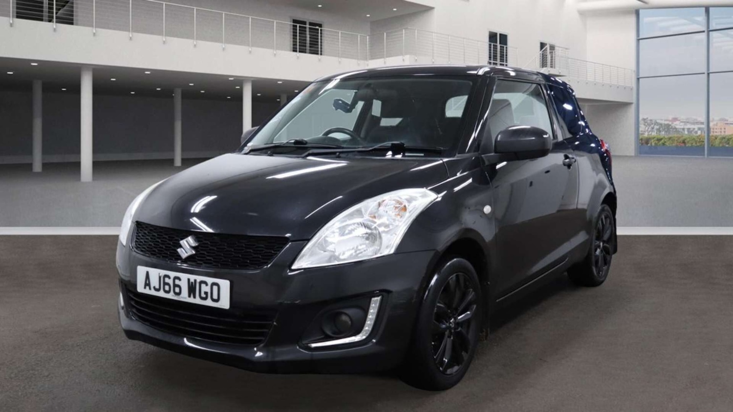 Used Suzuki Swift 2016 for sale - 76762054: Photo 2