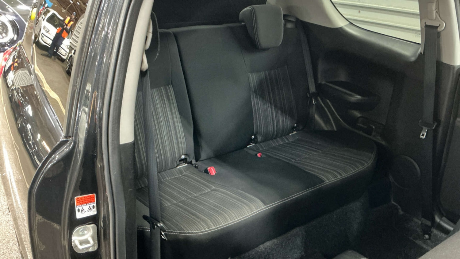 Used Suzuki Swift 2016 for sale - 76762054: Photo 8