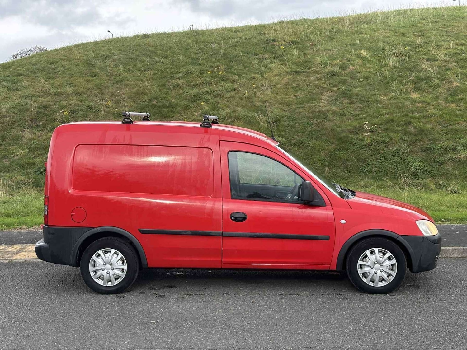 Used Vauxhall Combo 2010 for sale - 76205834: Photo 3