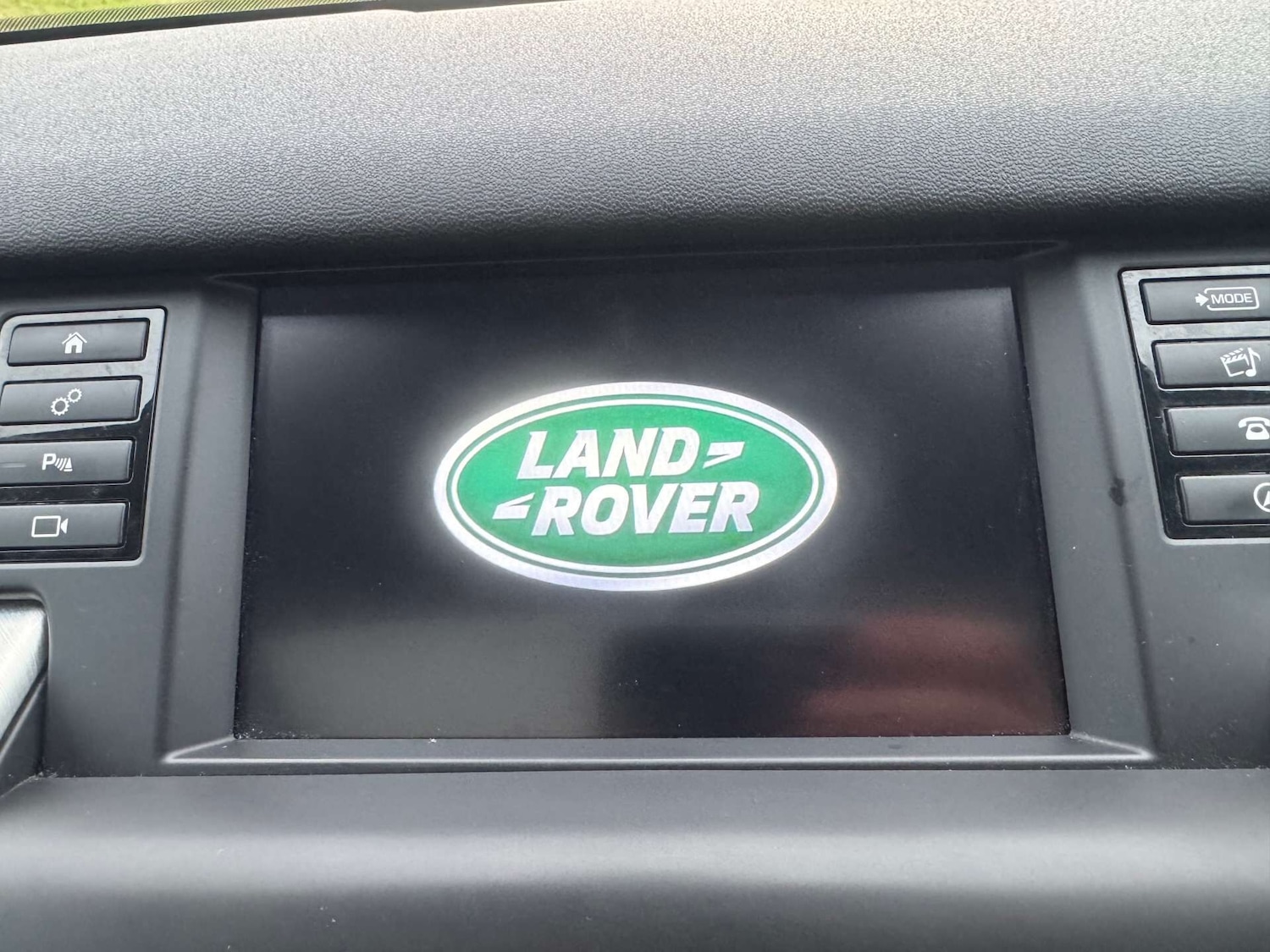 Used Land Rover Discovery Sport 2018 for sale - 76707440: Photo 15