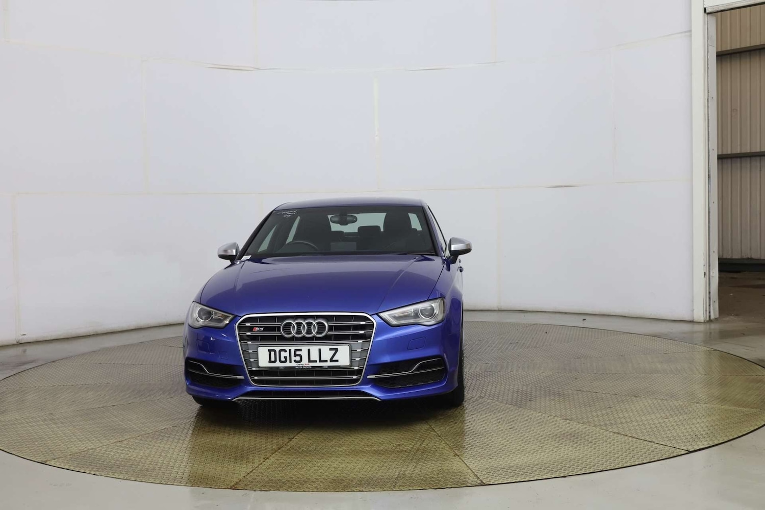 Used Audi A3 2015 for sale - 77431183: Photo 2