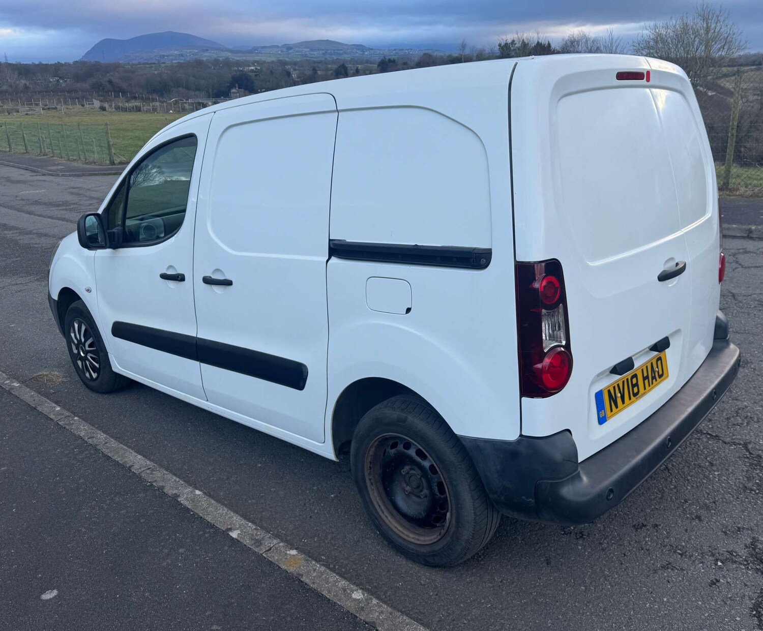 Used Peugeot Partner 2018 for sale - 77398888: Photo 6