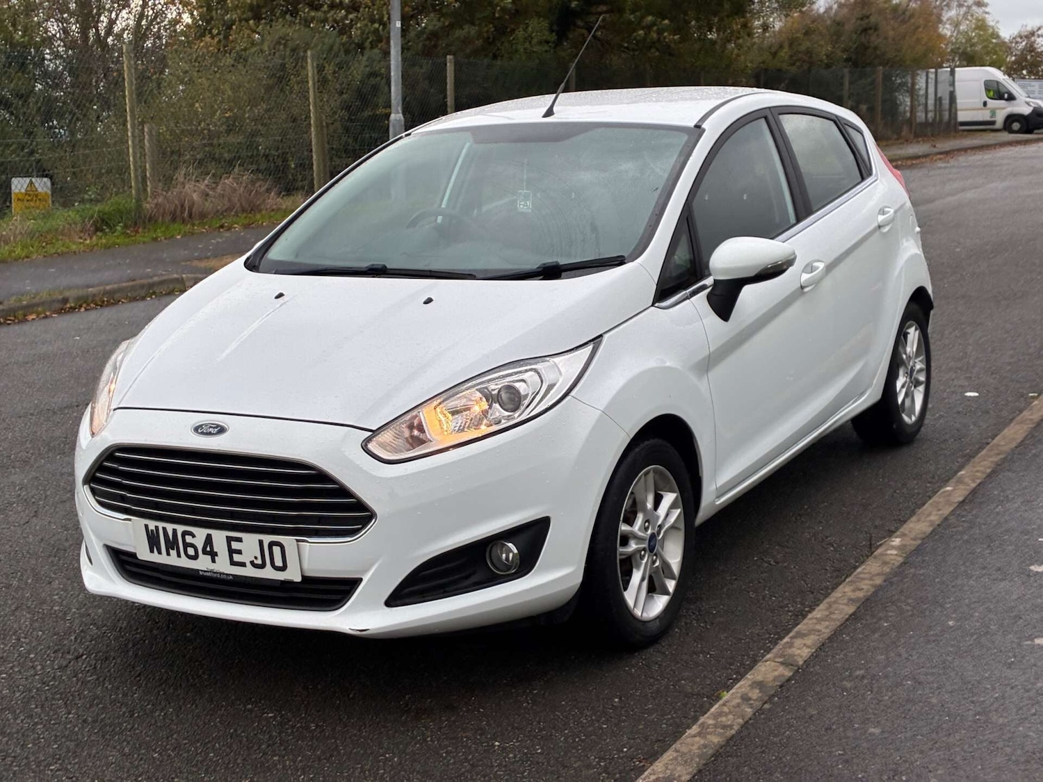 Used Ford Fiesta 2015 for sale - 76613565: Photo 2