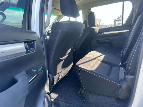 Used Toyota Hilux 2019 for sale - 74816875: Photo 20
