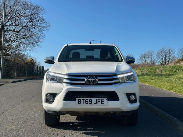 Used Toyota Hilux 2019 for sale - 74816875: Photo 3