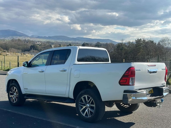 Used Toyota Hilux 2019 for sale - 74816875: Photo 6