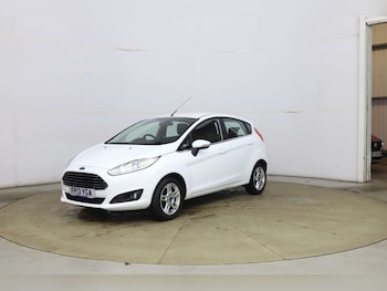 Used Ford Fiesta 2013 for sale - 77530420: Photo