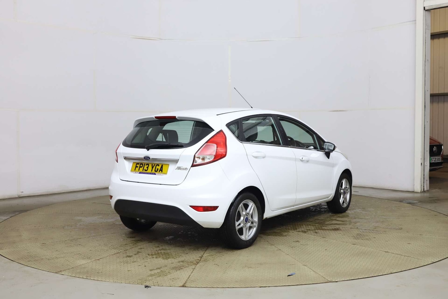 Used Ford Fiesta 2013 for sale - 77530420: Photo 6