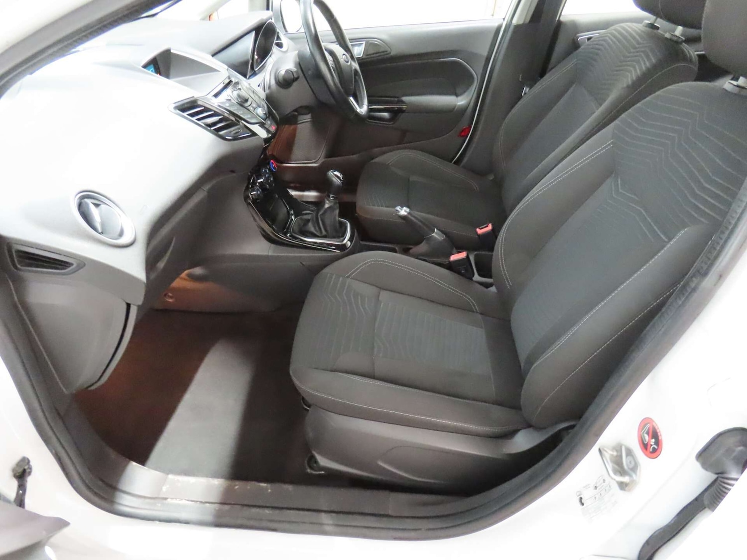 Used Ford Fiesta 2013 for sale - 77530420: Photo 8