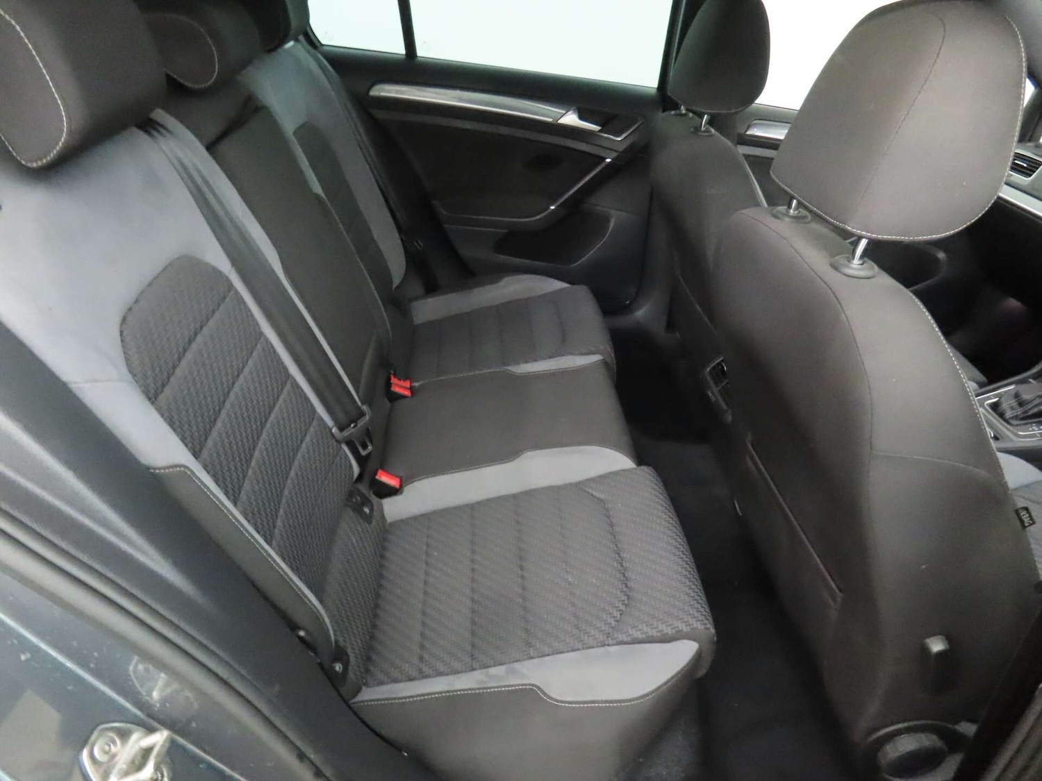 Used Volkswagen Golf 2017 for sale - 76941507: Photo 10