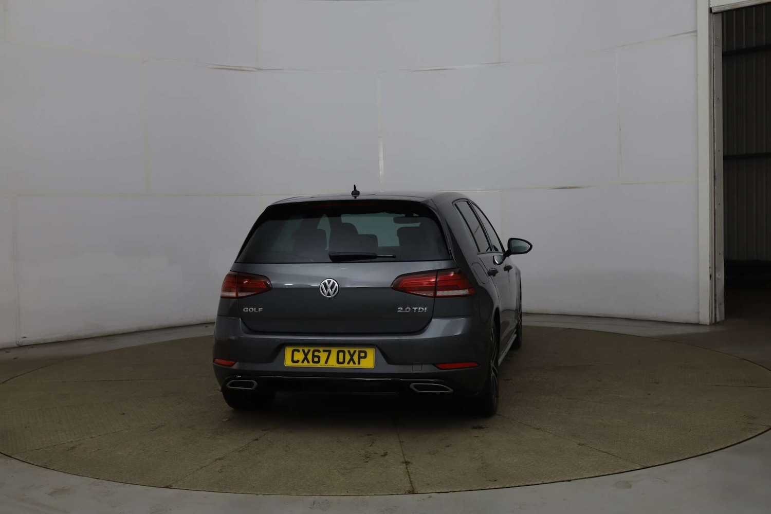 Used Volkswagen Golf 2017 for sale - 76941507: Photo 4