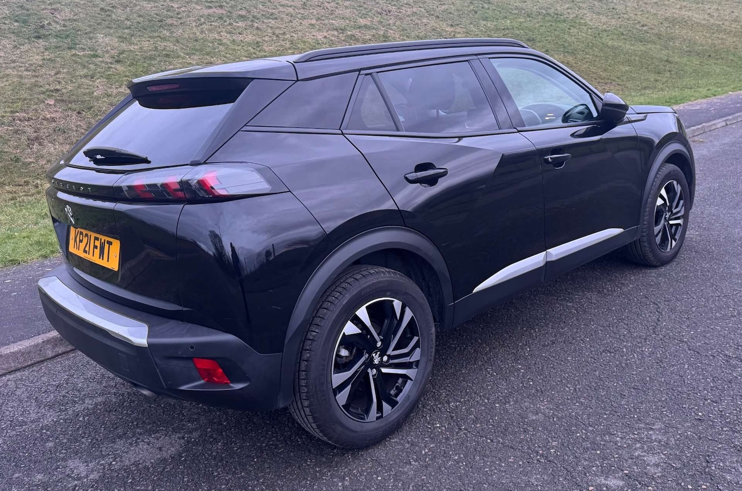 Used Peugeot 2008 2021 for sale - 77195244: Photo 4