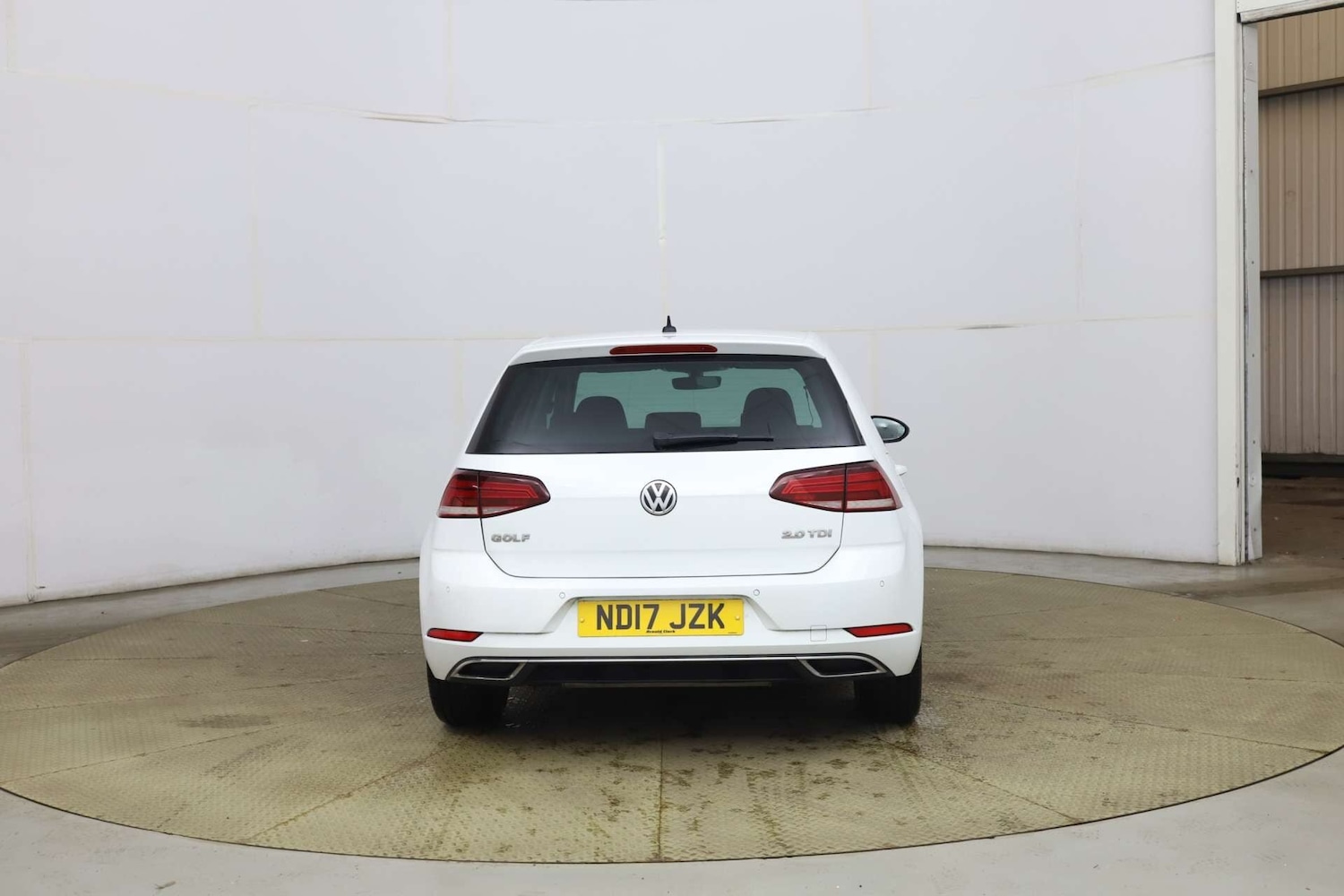 Used Volkswagen Golf 2017 for sale - 77431203: Photo 4